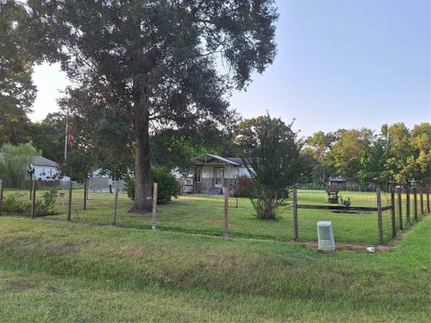 Photo of 119 County Road 4534, Dayton, TX 77535 (MLS # 2111206)