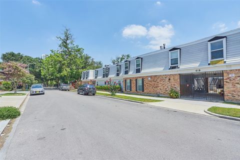 Tiny photo for 1423 Hawthorne ST #2, Houston, TX 77006 (MLS # 19456030)