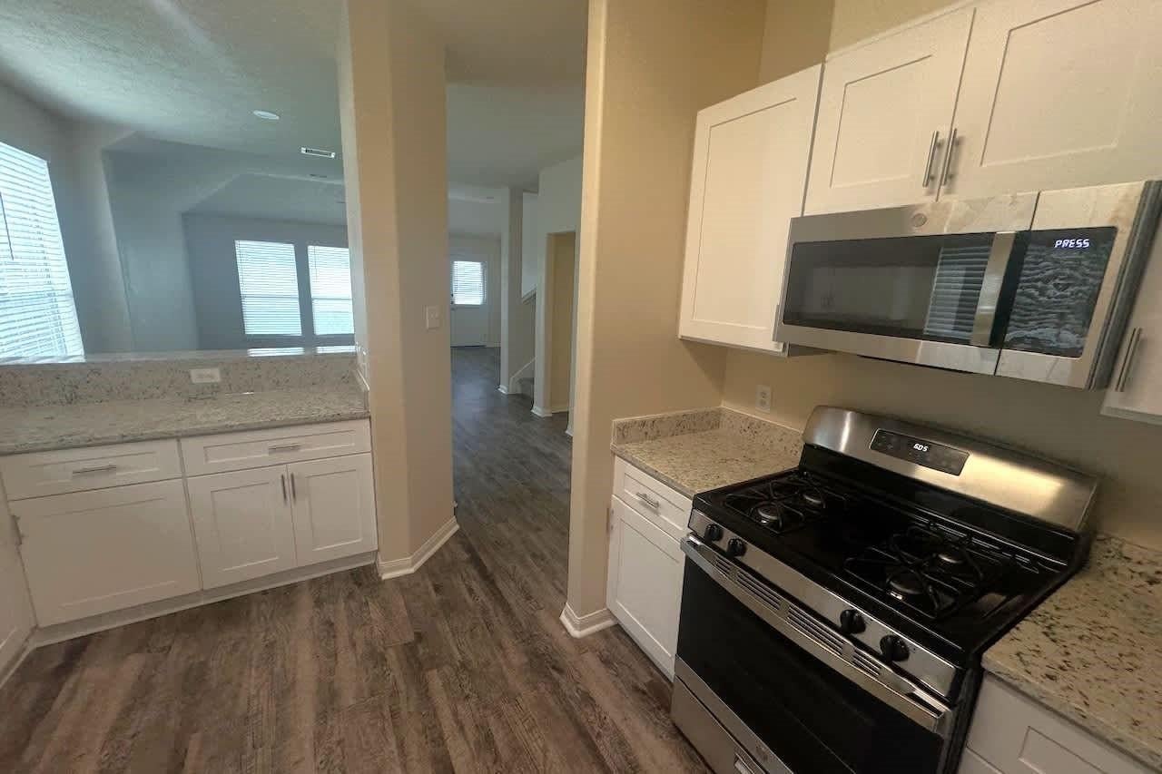 4006 Hawthorne Arbor