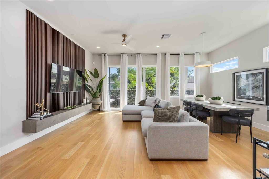 Photo of 5310 Suez Street, Houston, TX 77020 (MLS # 88762072)