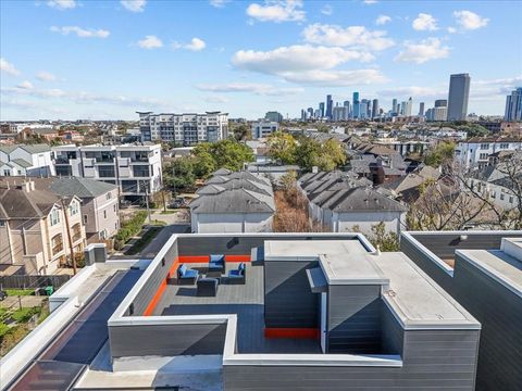 516 Reinerman Street Houston TX 77007