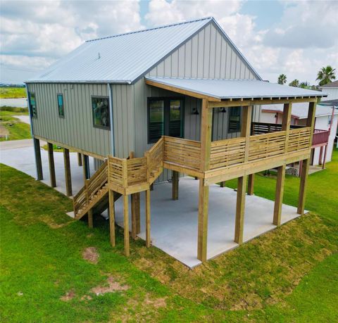 Photo of 1535 County Road 201, Sargent, TX 77414 (MLS # 42038093) Photo of 1535 County Road 201, Sargent, TX 77414 (MLS # 42038093)
