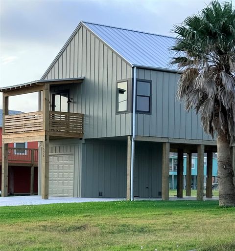 Homes For Sale - 1535 County Road 201<br/> Matagorda County, Sargent, TX 77414