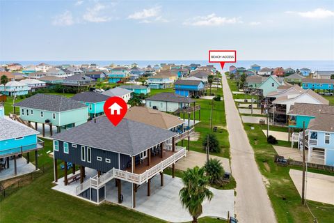 Photo of 972 Driftwood Drive, Crystal Beach, TX 77650 (MLS # 49471336)