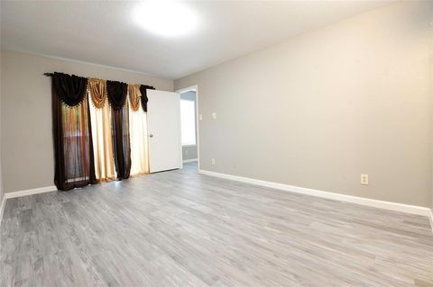 Tiny photo for 9700 Leawood Boulevard #2110, Houston, TX 77099 (MLS # 73740028)