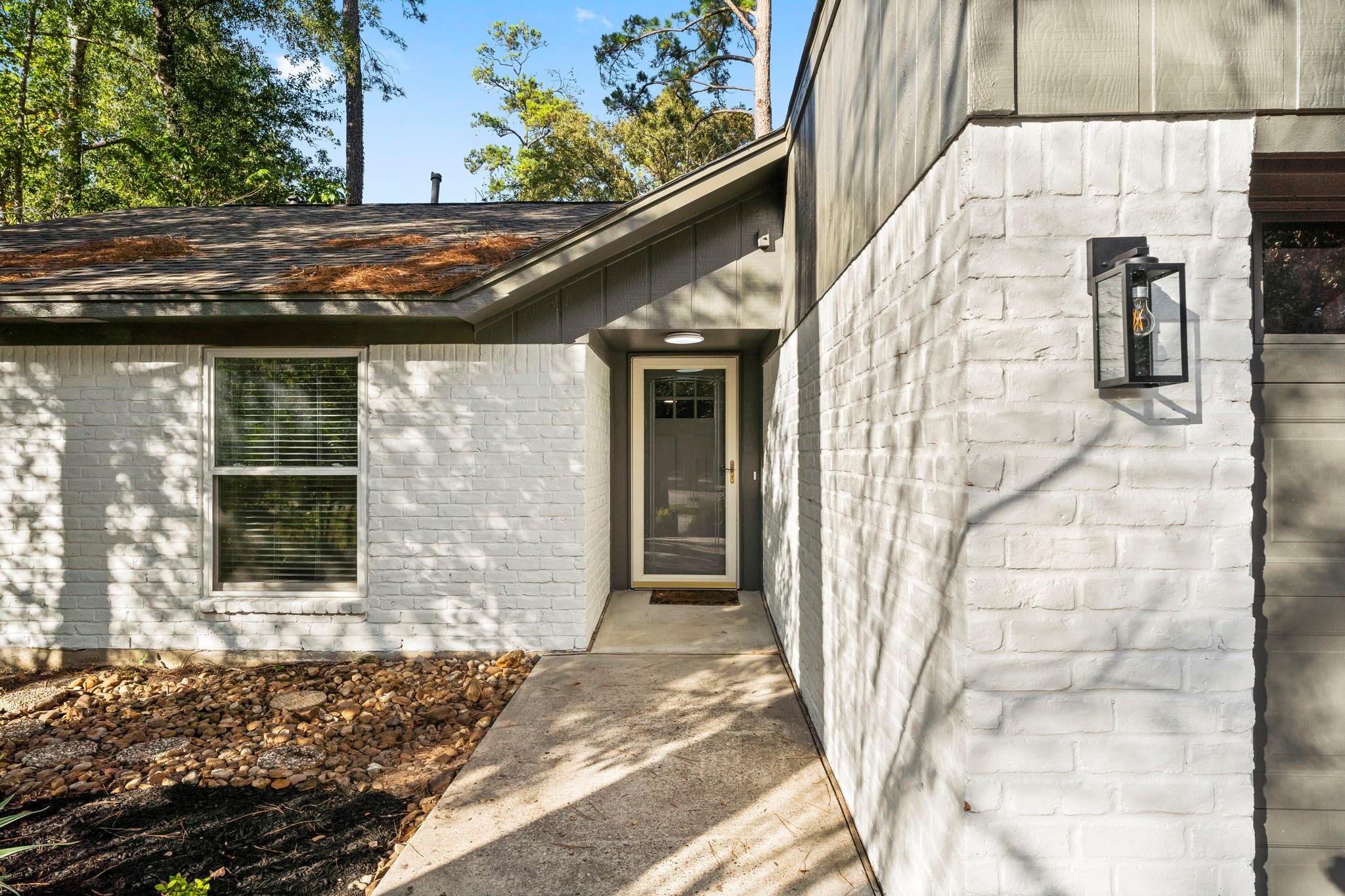 26 E Woodtimber Court