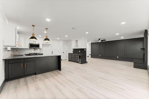 Photo of 26 E Woodtimber Court, Spring, TX 77381 (MLS # 54868205)