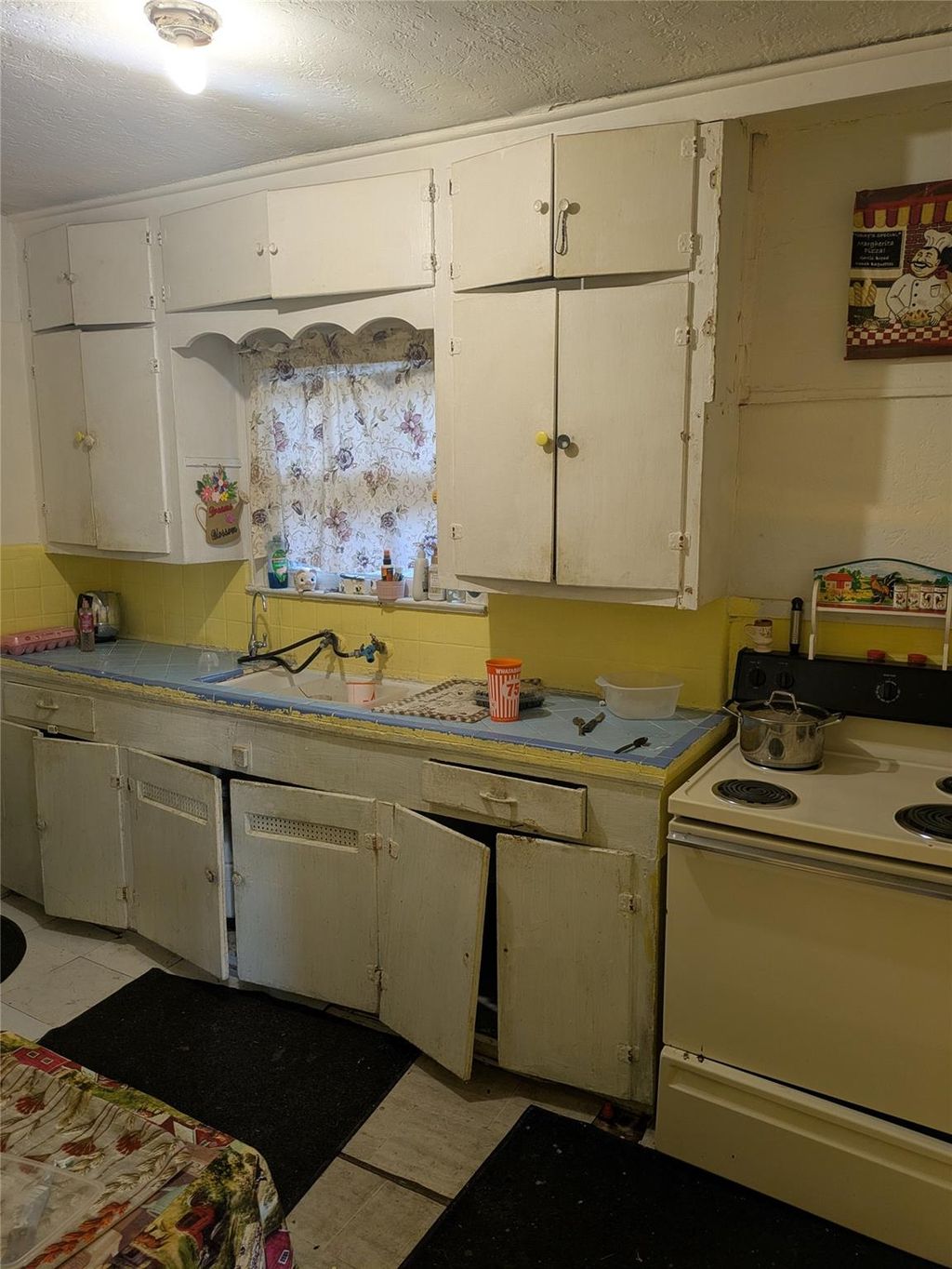 Photo of 410 Royston Avenue, San Antonio, TX 78225 (MLS # 45287312)