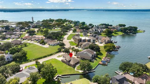 5442 Lakeshore Drive Willis TX 77318