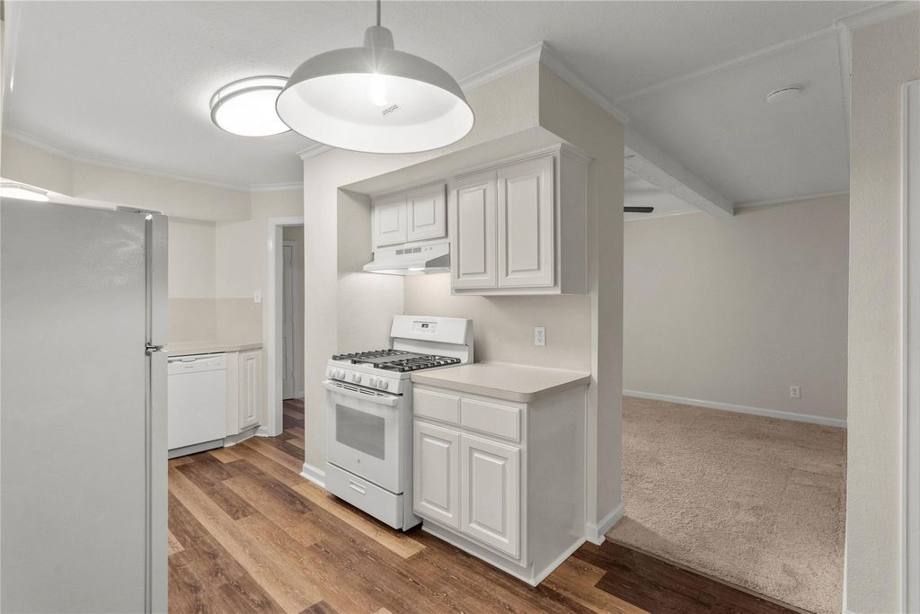 Photo of 102 Strand Street #19, Galveston, TX 77550 (MLS # 20250885)