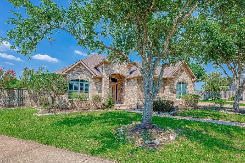 13403 Lakemeade Court
