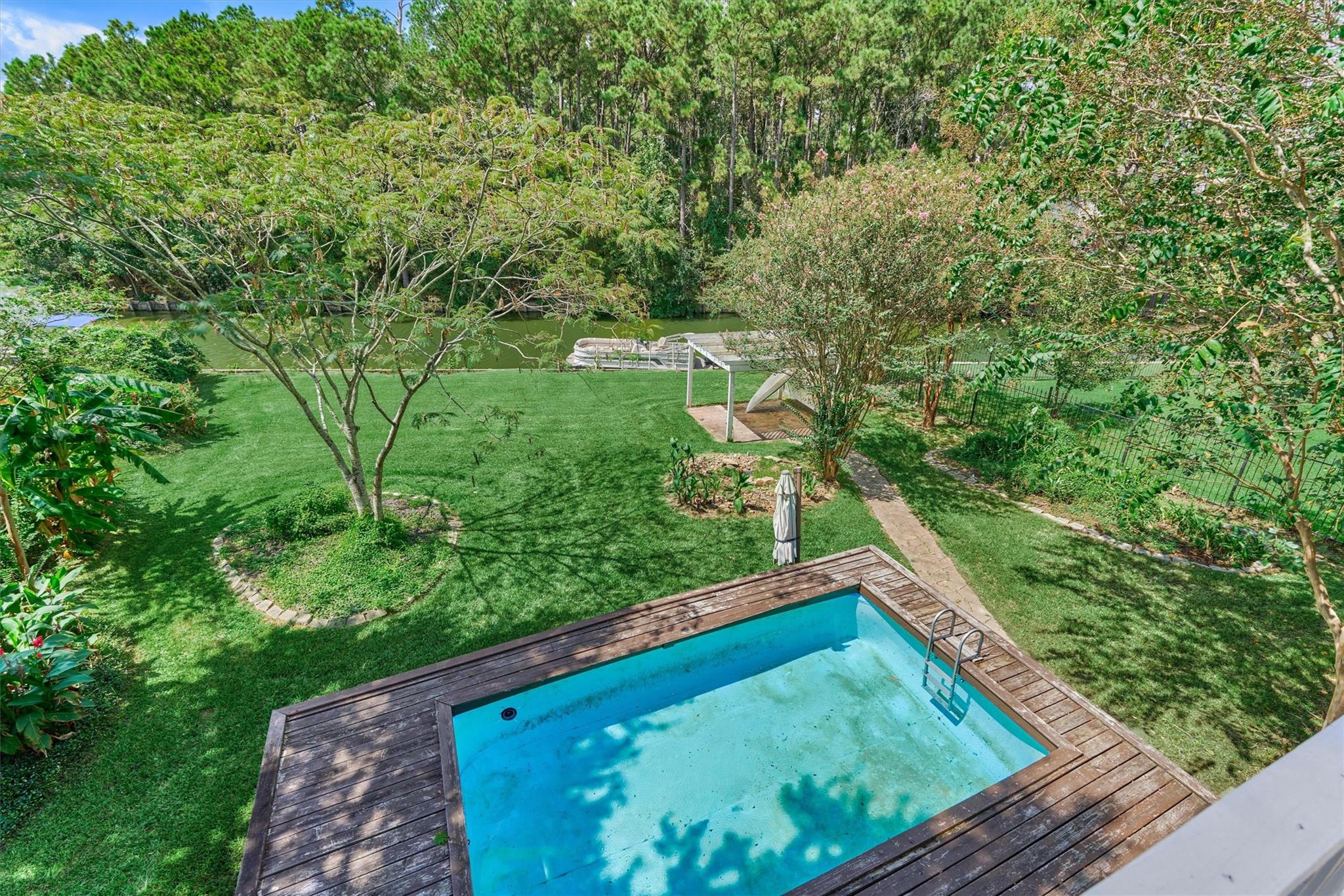 8710 Cross Country Drive