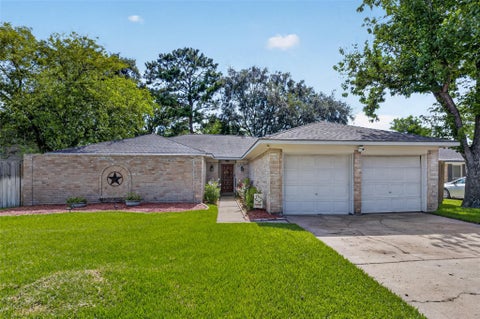 Photo of 5015 Blueberry Hill Drive, Houston, TX 77084 (MLS # 87484617)