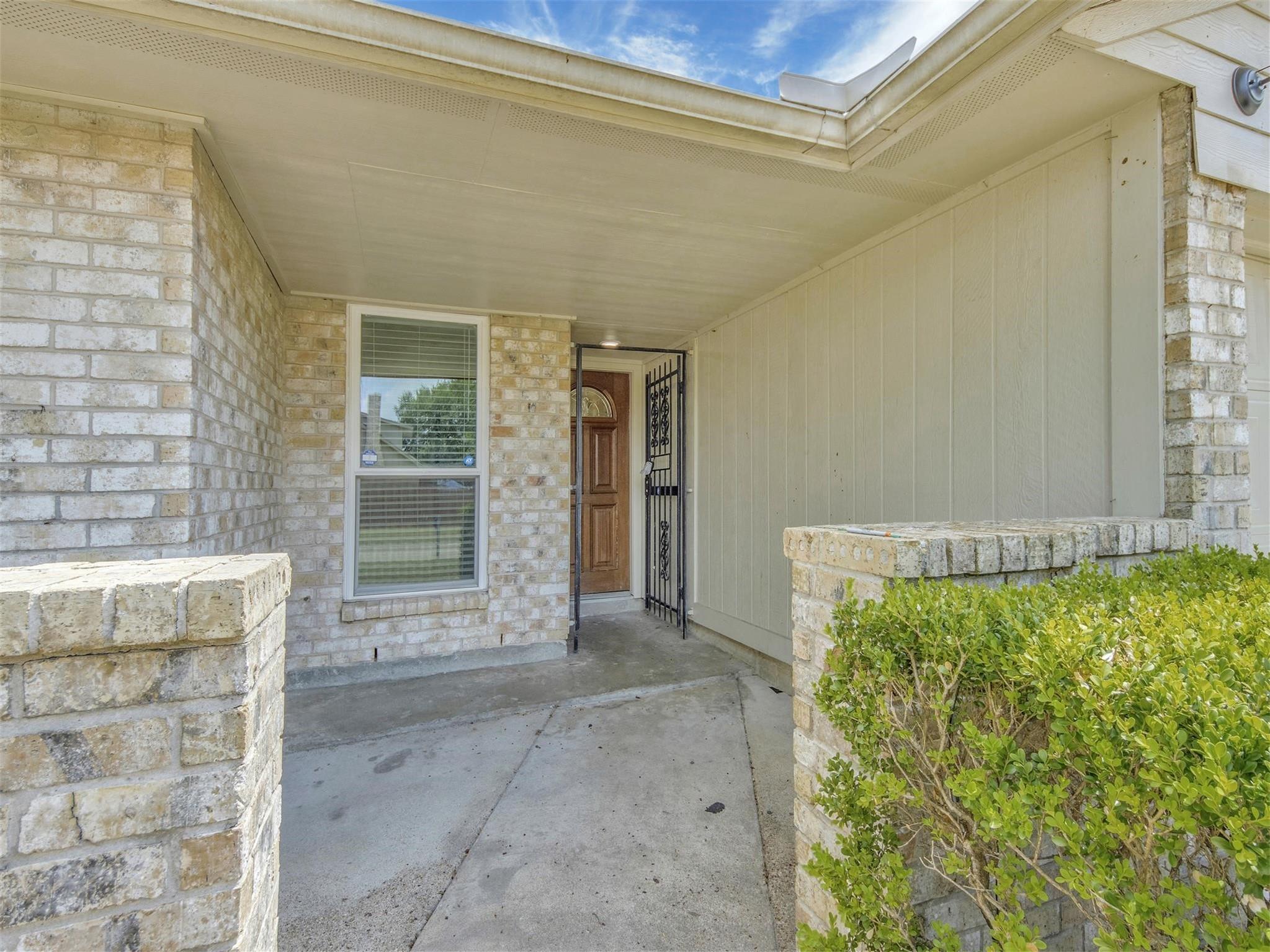 2311 Lemonwood Lane