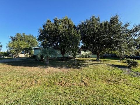 Photo of 2035 Stone Trace Drive, Rosharon, TX 77583 (MLS # 53109755)
