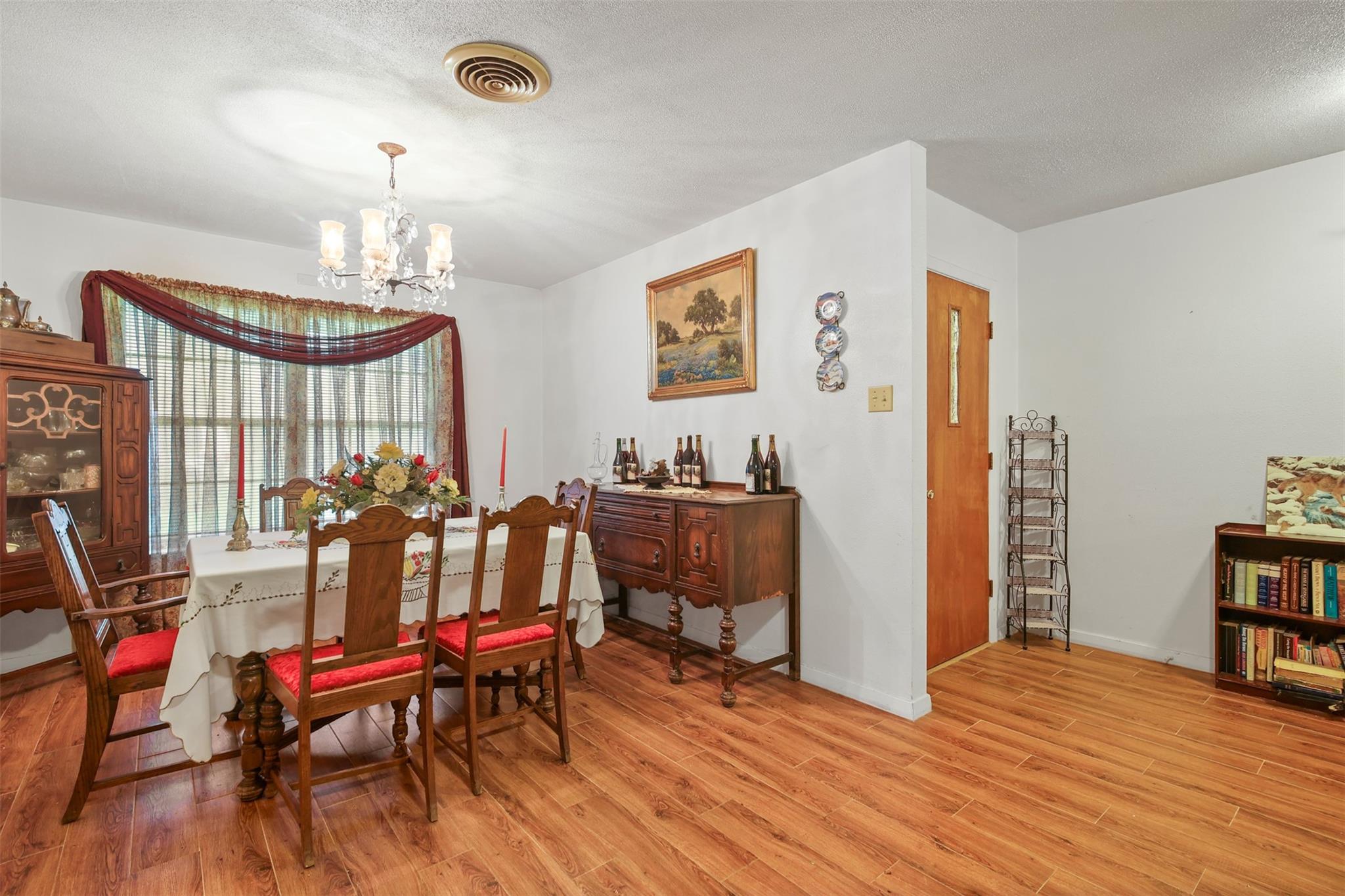 8406 E Mount Houston Road