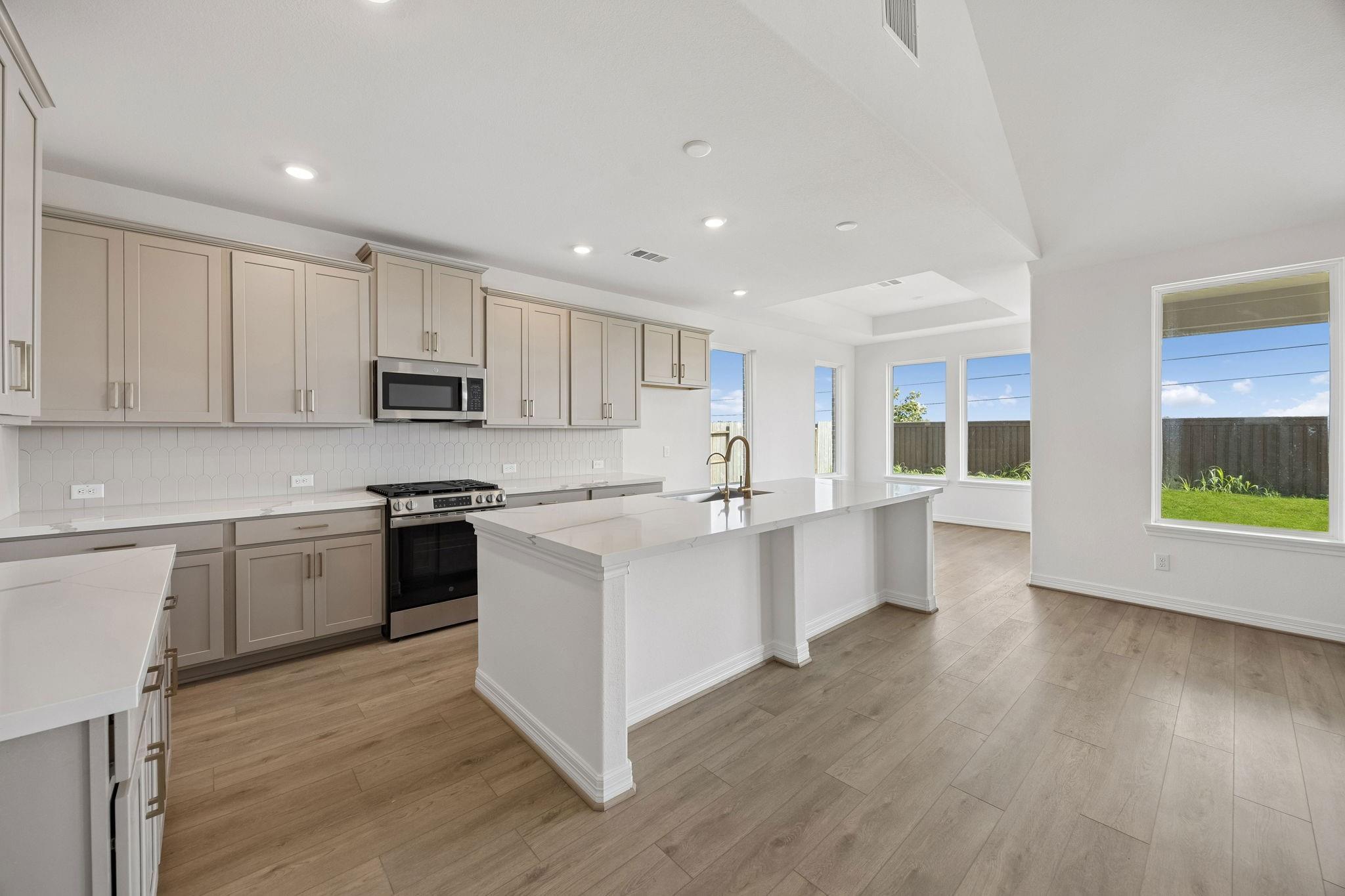 507 Selaura Drive