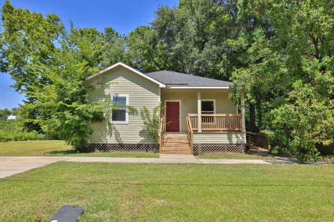 Photo of 204 S 13th Street, Conroe, TX 77301 (MLS # 44887720)