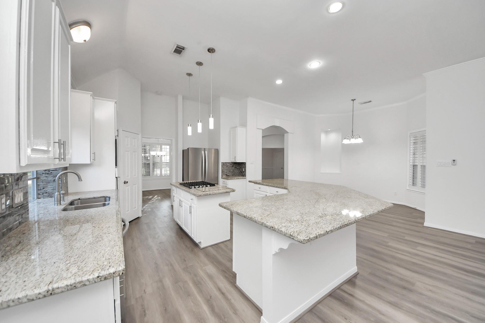 2718 Gregway Lane