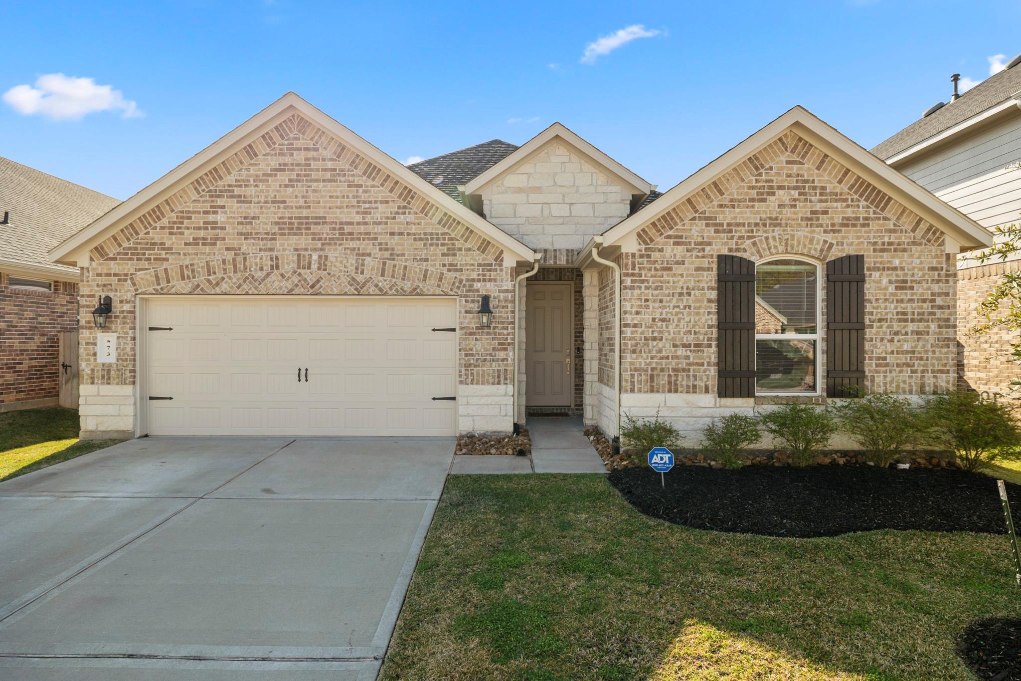 573 Newcomb Hollow Drive