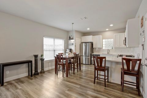Photo of 3728 Main Poplar Drive, Houston, TX 77025 (MLS # 31489926)