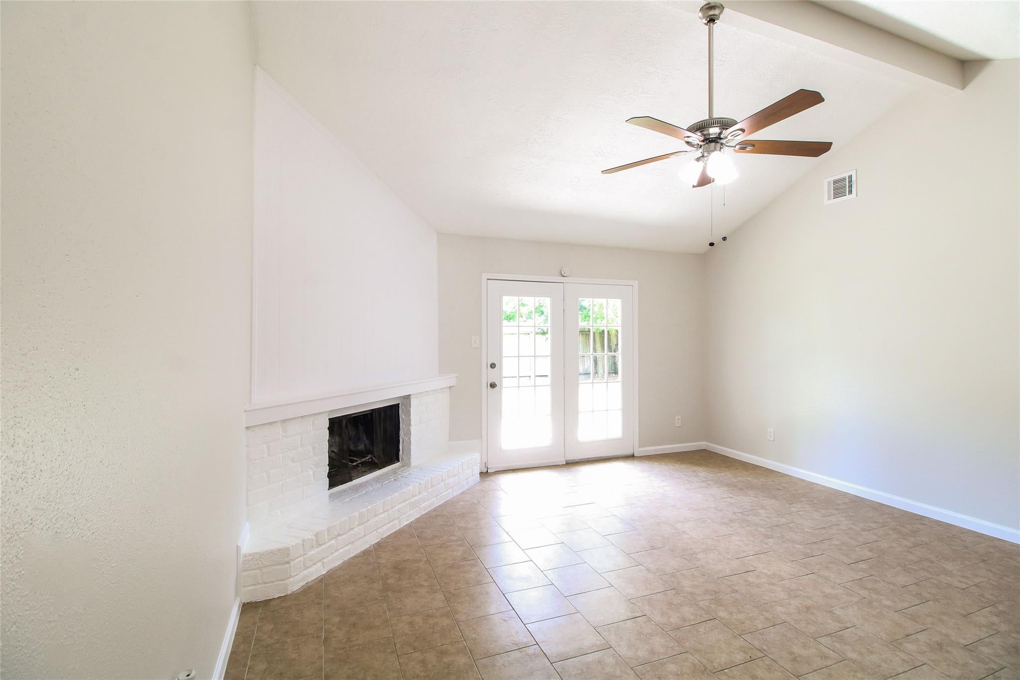 1611 Pecan Hollow Street