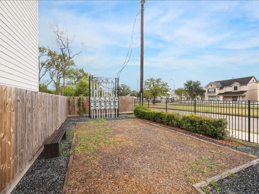 Photo of 2329 Paul Quinn Street, Houston, TX 77091 (MLS # 74875379)