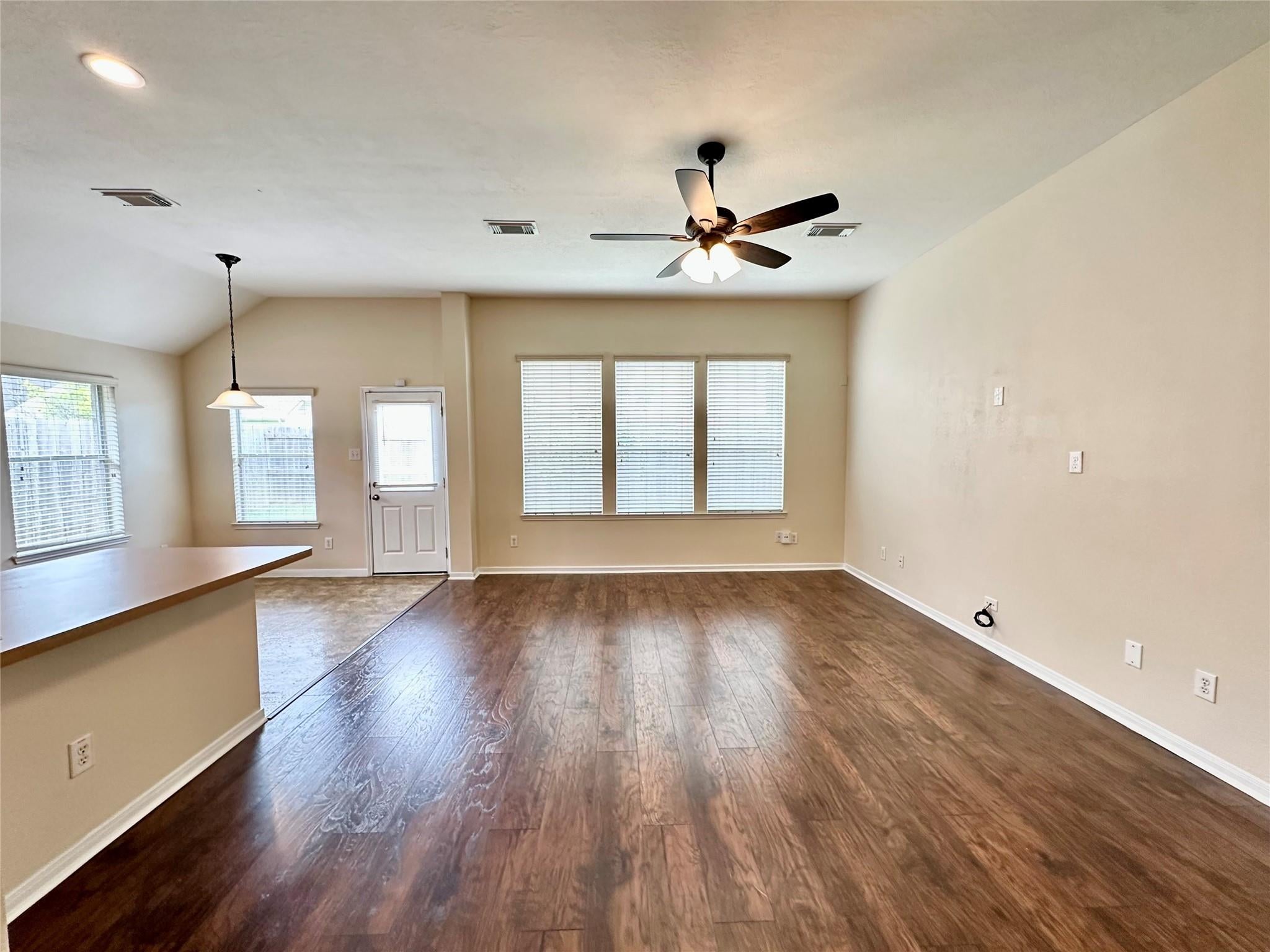2608 Courtyard Lane