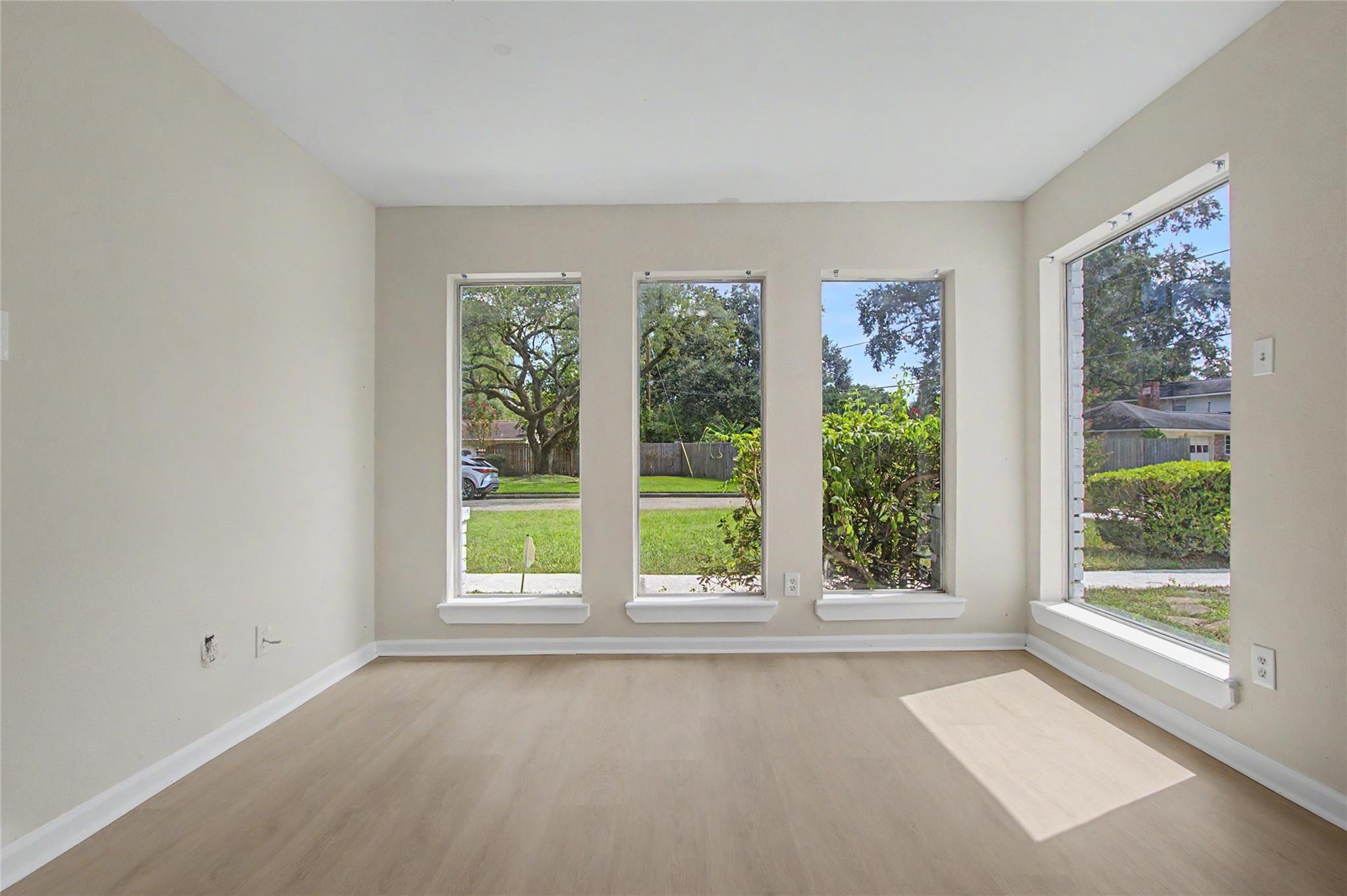 414 N Pecan Dr