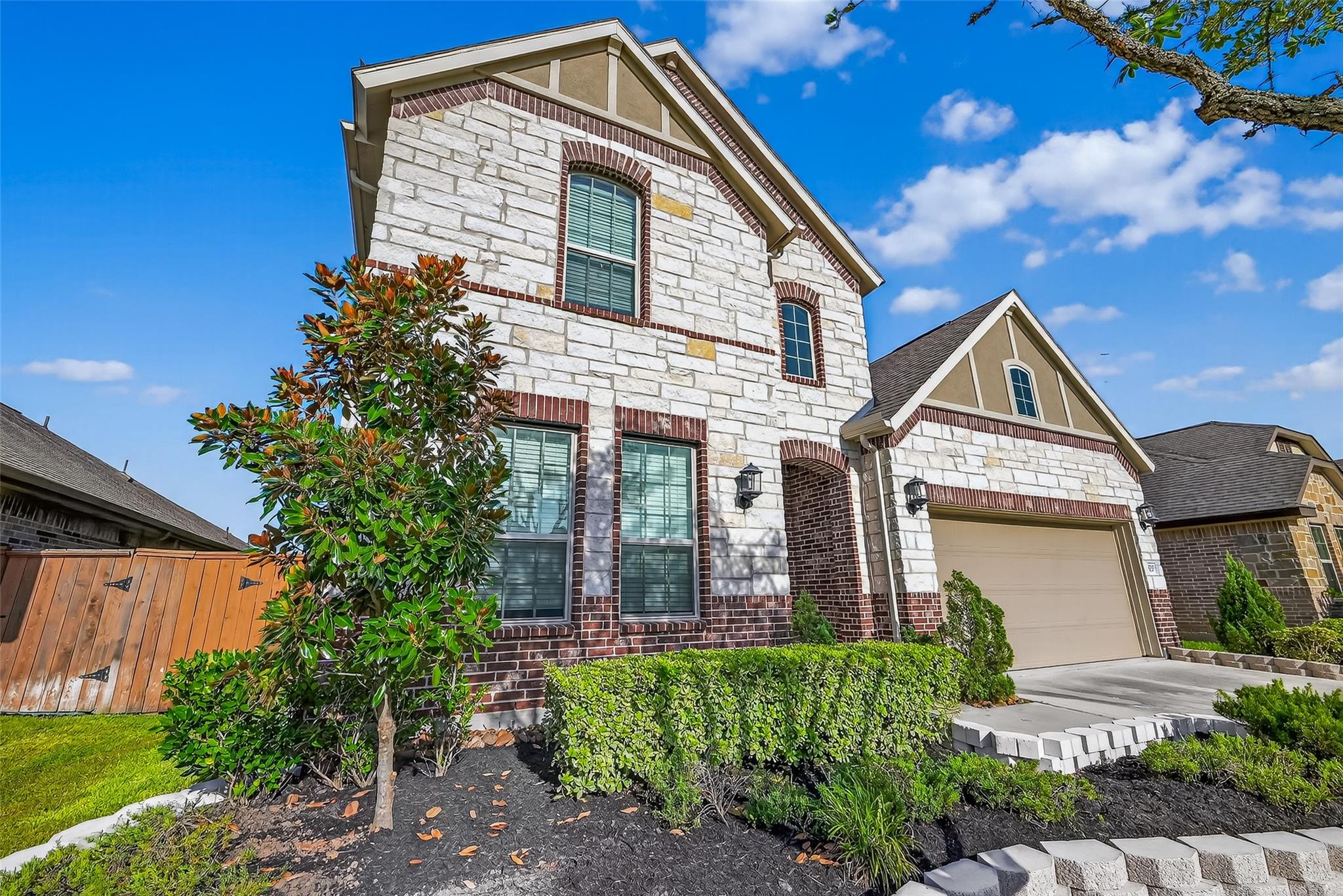 10519 Forfar Lane