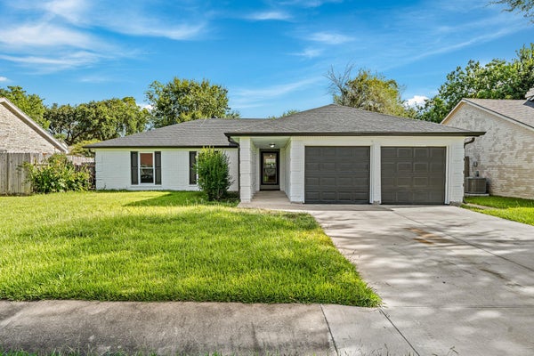 12723 CLUB LN, HOUSTON, TX 77099 - Image 00deeb88c73d06f4e9d0ddc67052f975/1368069119