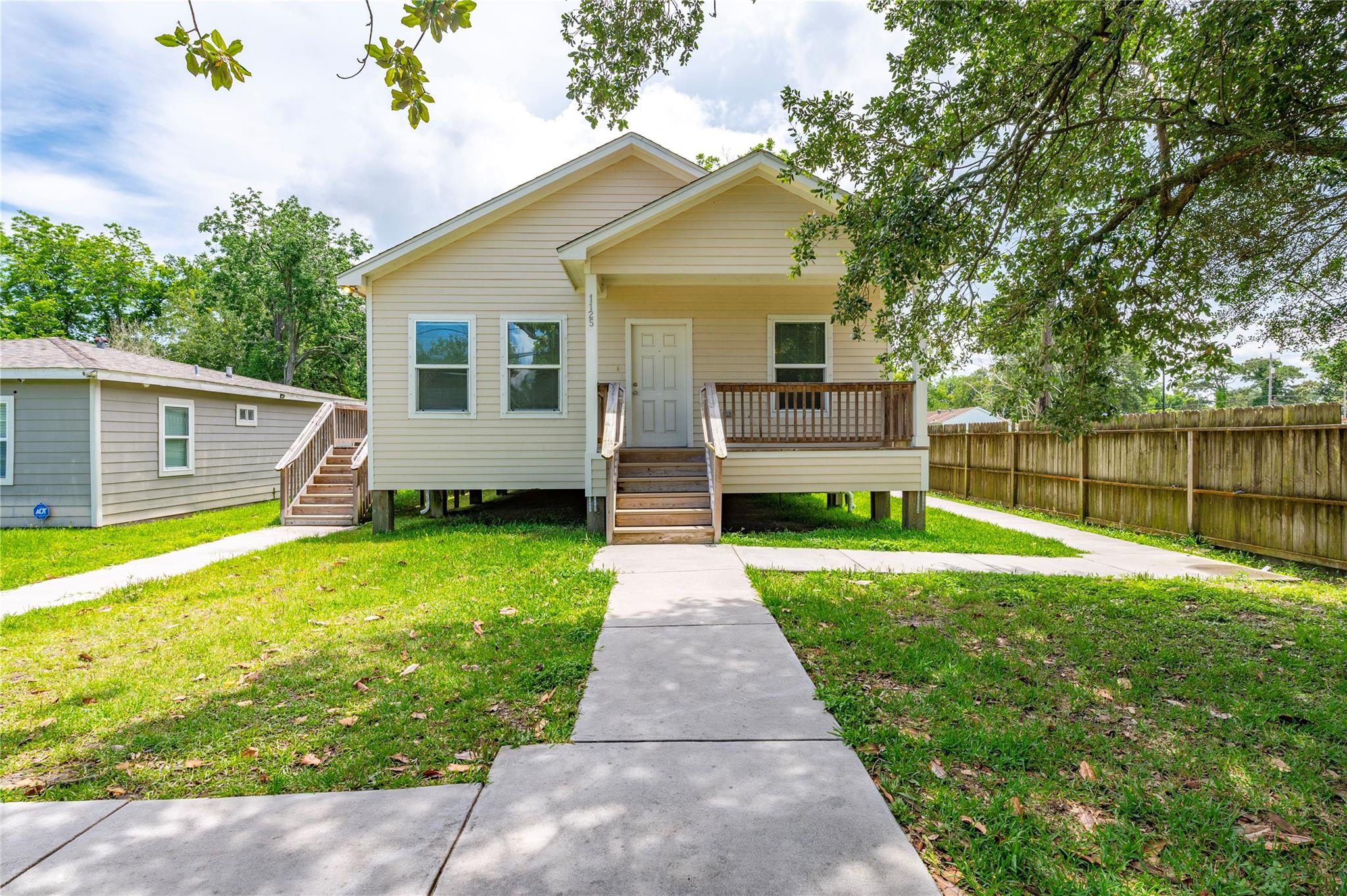 1125 Lake Road