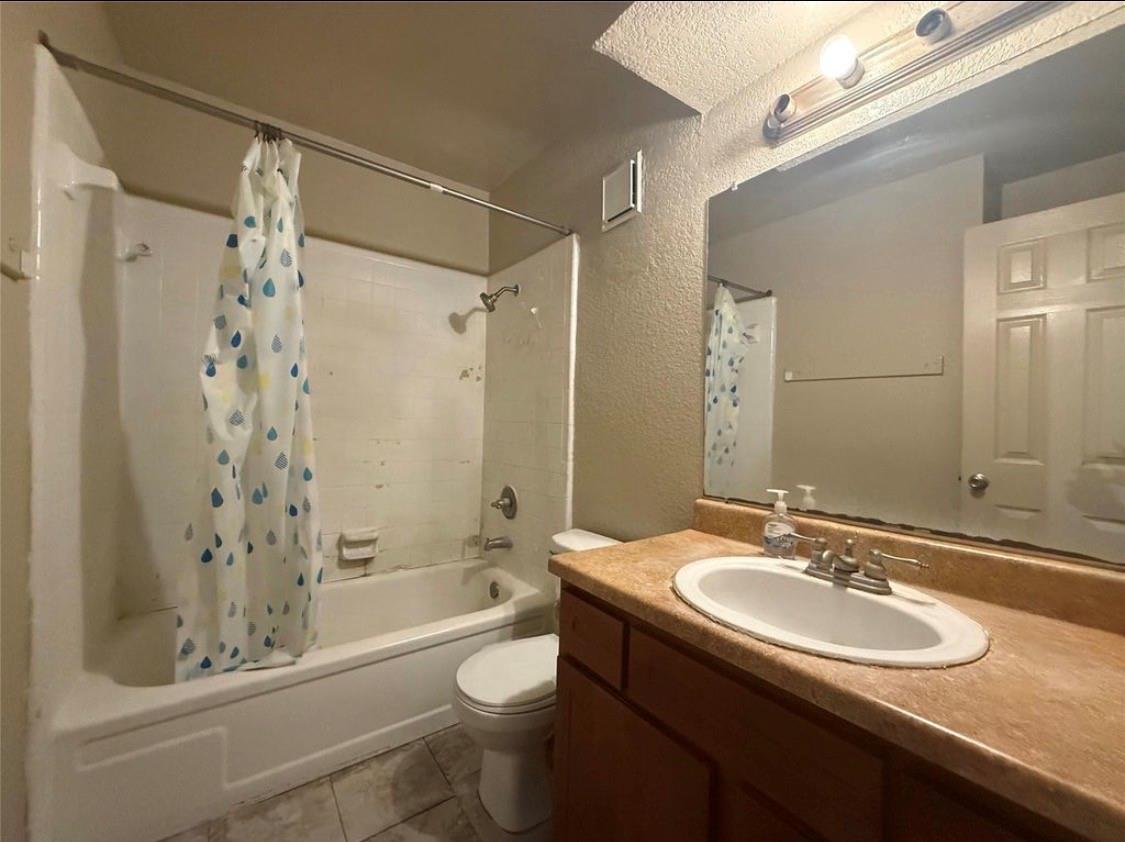 8100 Creekbend Drive 181