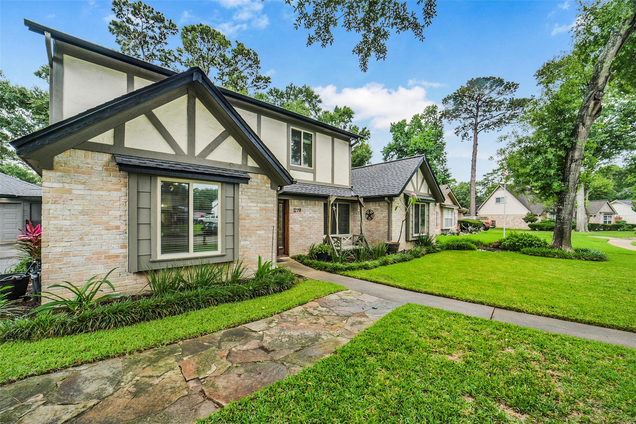 12711 Scouts Lane