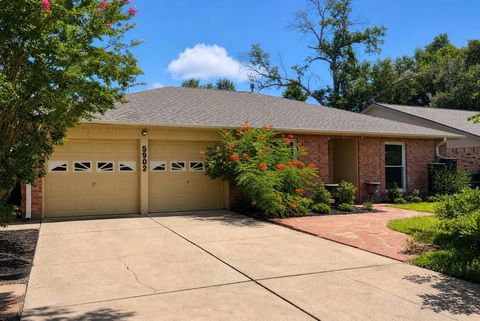 Photo of 5902 Jim Street, Houston, TX 77092 (MLS # 66509397)