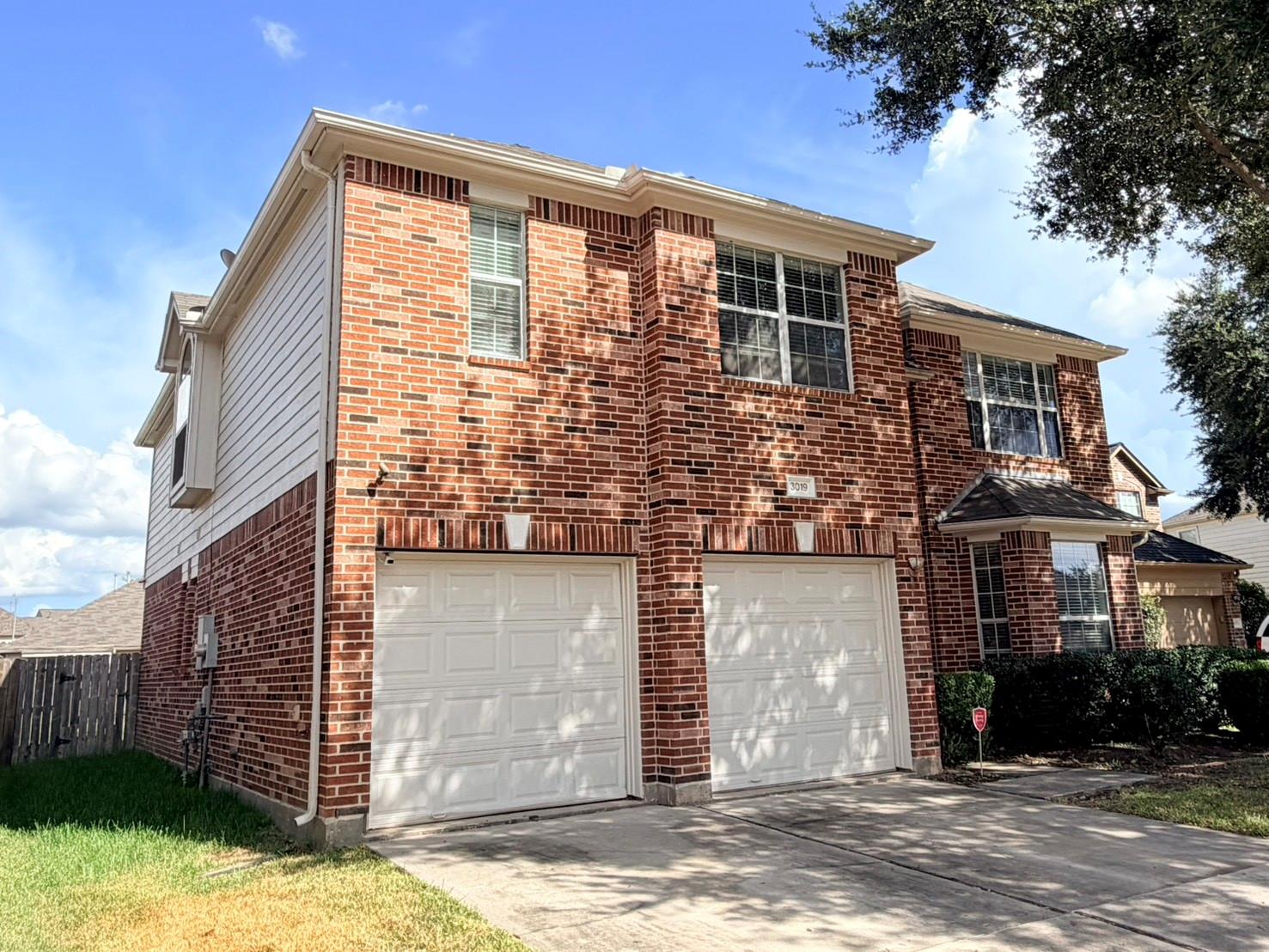 3019 Acacia Fair Lane