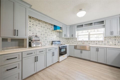 Photo of 806 County Road 123, Wharton, TX 77488 (MLS # 26138984)