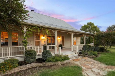 2730 Wunderlich Road Fayetteville TX 78940