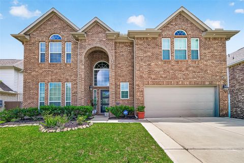 Homes For Sale - 270 Little Dog Drive<br/> Montgomery, TX 77356