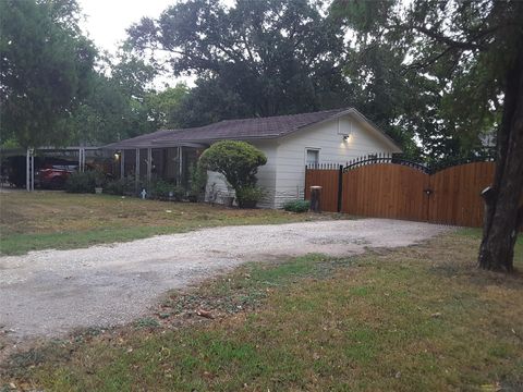 Photo of 2132 Blalock Road, Houston, TX 77080 (MLS # 94453474)