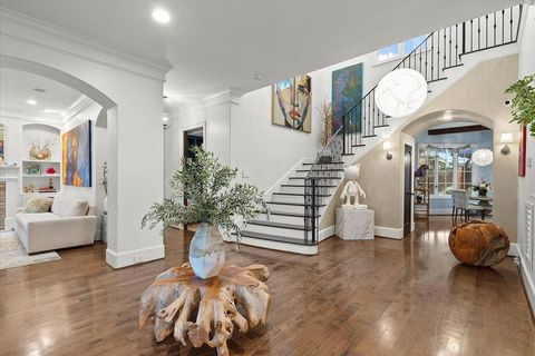 Tiny photo for 4005 Chatham Lane, Houston, TX 77027 (MLS # 76489470)