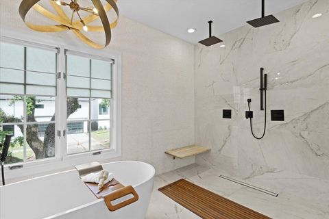 Tiny photo for 4005 Chatham Lane, Houston, TX 77027 (MLS # 76489470)