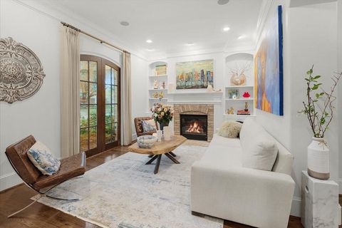 Tiny photo for 4005 Chatham Lane, Houston, TX 77027 (MLS # 76489470)