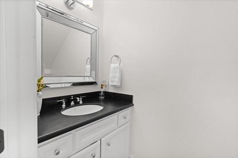 Tiny photo for 4005 Chatham Lane, Houston, TX 77027 (MLS # 76489470)