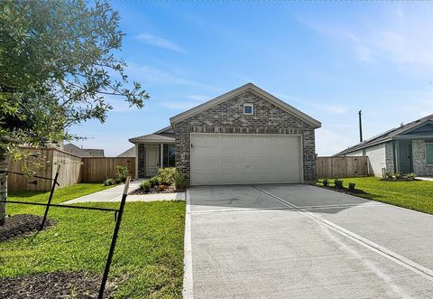 Photo of 9227 Lowan Terrace Drive, Baytown, TX 77521 (MLS # 93864192)
