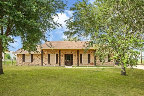 Photo of 32114 Robin Lane, Waller, TX 77484 (MLS # 19785749)