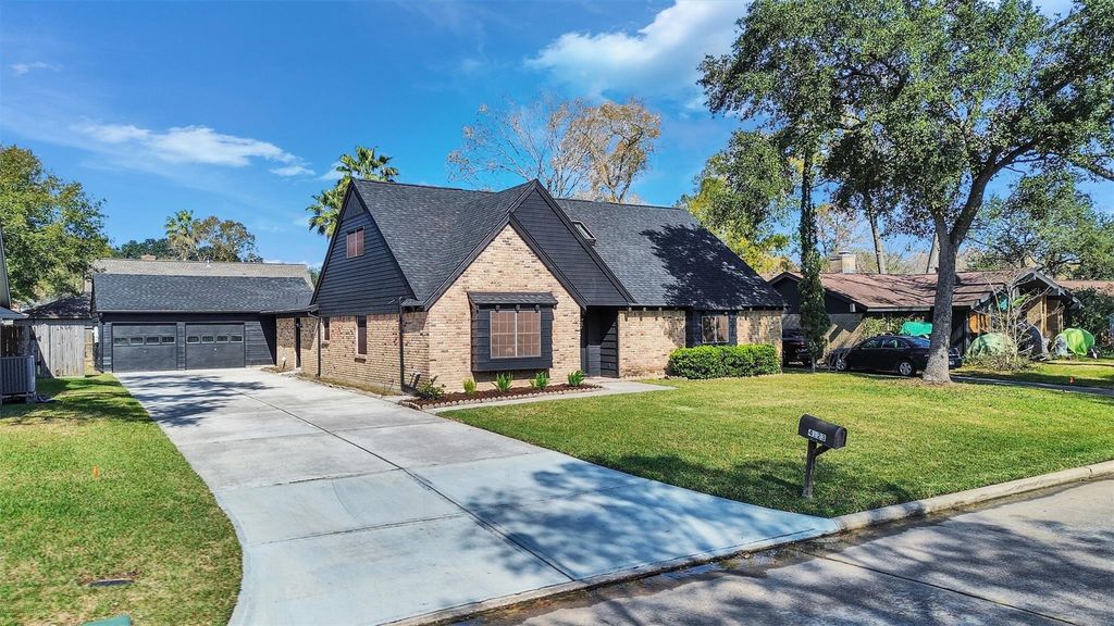 Photo of 4123 Rolling Green Drive, Seabrook, TX 77586 (MLS # 58674571)