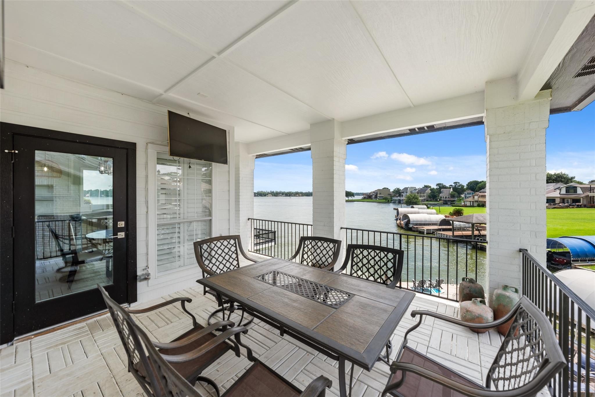 204 April Waters Drive N