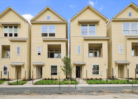 Photo of 310 Fowler Street, Houston, TX 77007 (MLS # 54264481)