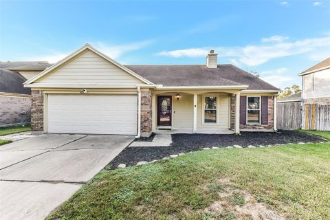 Photo of 4010 Spring Branch Drive W, Pearland, TX 77584 (MLS # 62627740)